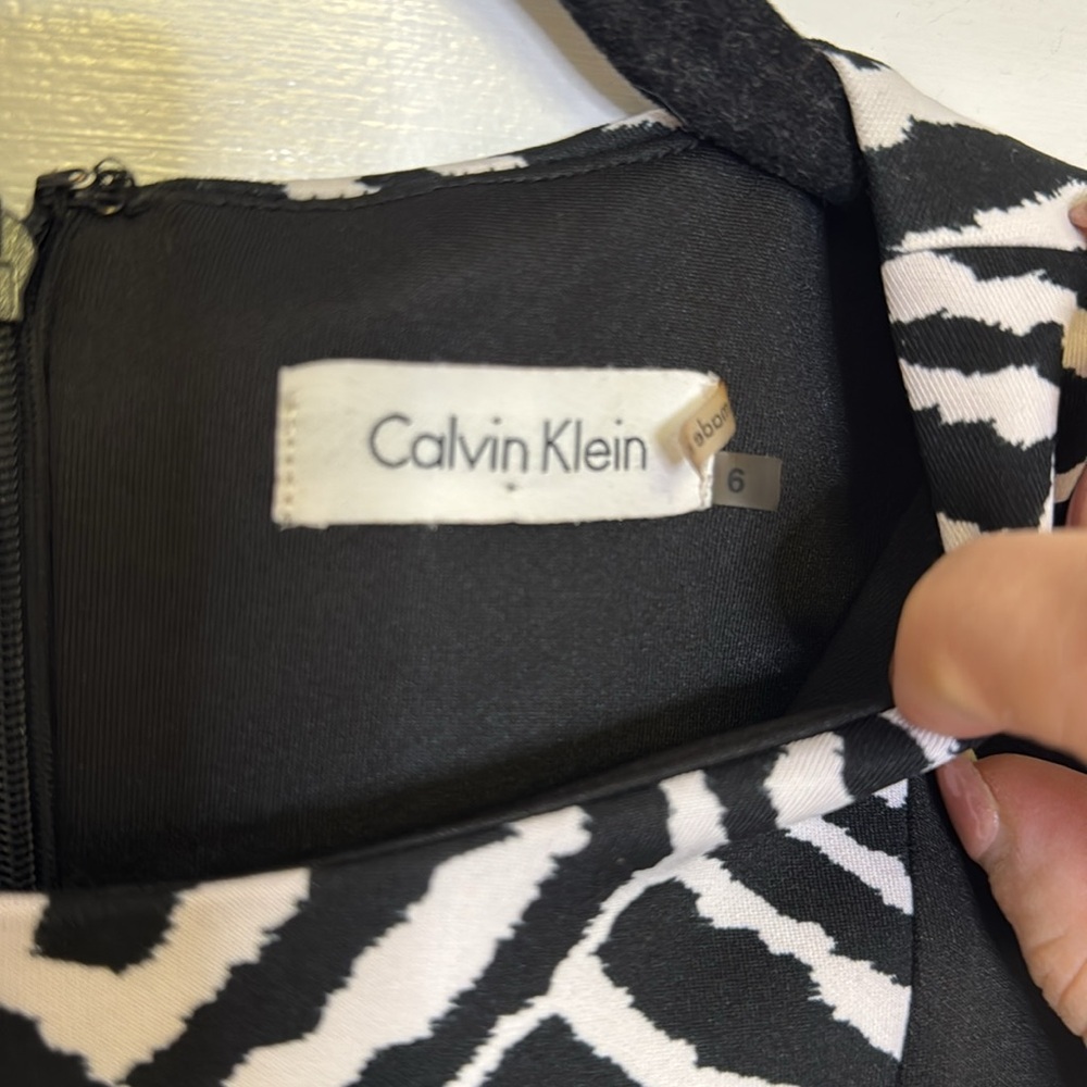 Calvin Klein Black and White Sheath Dress Knee-Length Halter for Cocktail - Picture 2 of 7